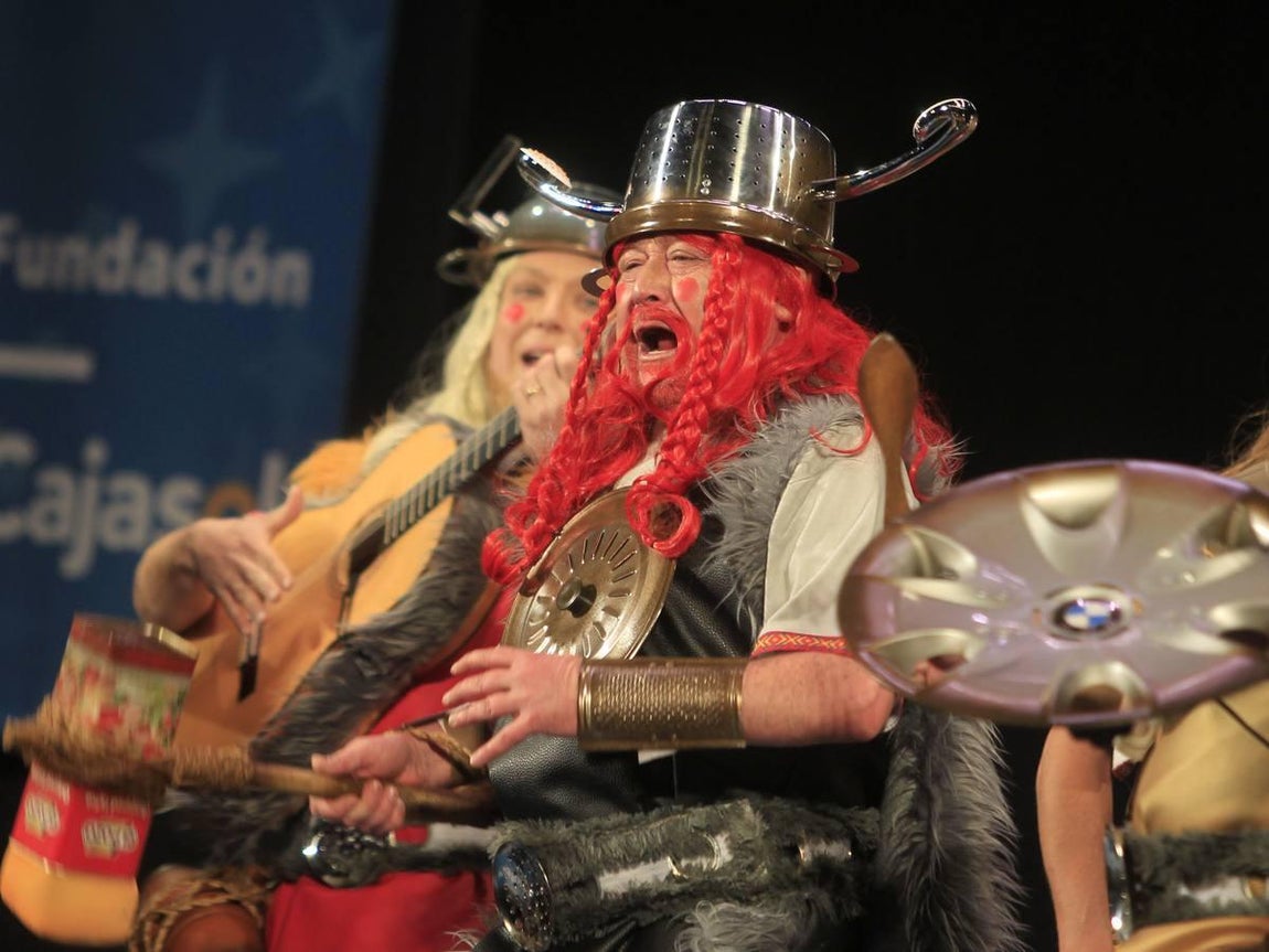 Fotos: Chirigota Los de Cádiz norte