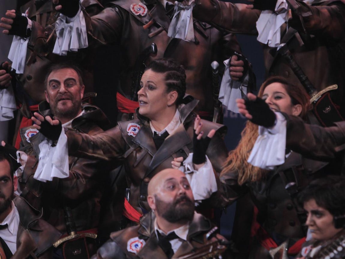 Fotos: Coro La hermandad guerrera en el COAC 2017