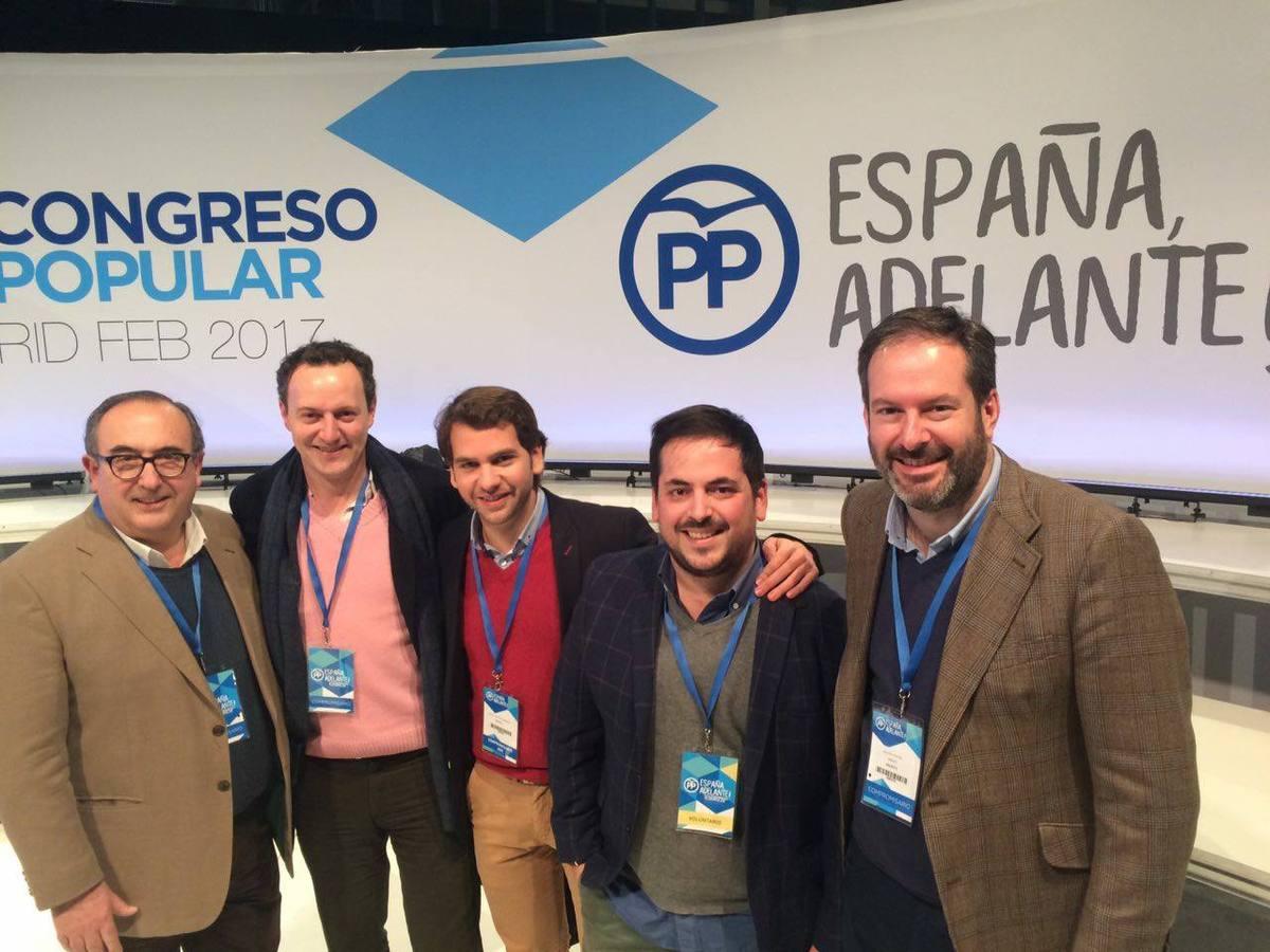 El Congreso del PP, fotografiado por los compromisarios cordobeses