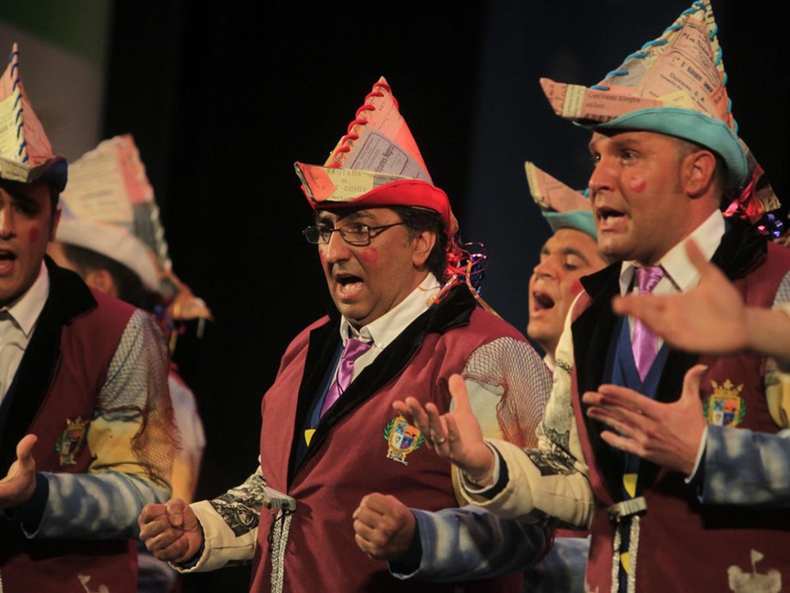 Fotos: Comparsa Enséñame Cai en el COAC 2017