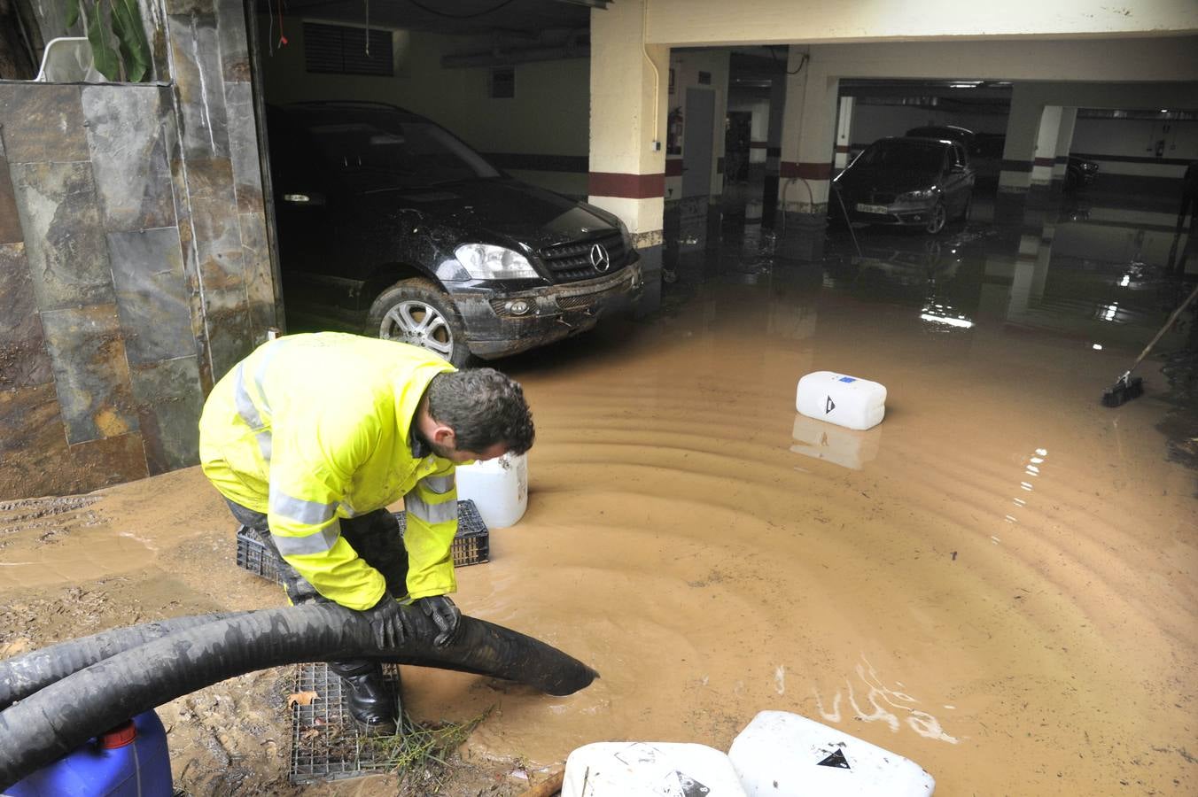 Una tormenta barre Málaga este domingo