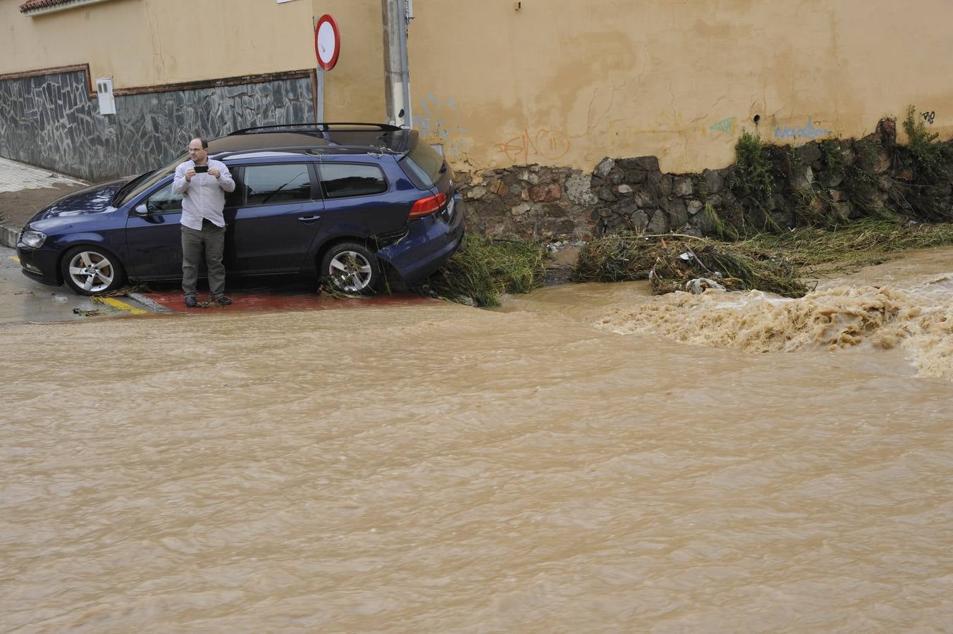 Una tormenta barre Málaga este domingo