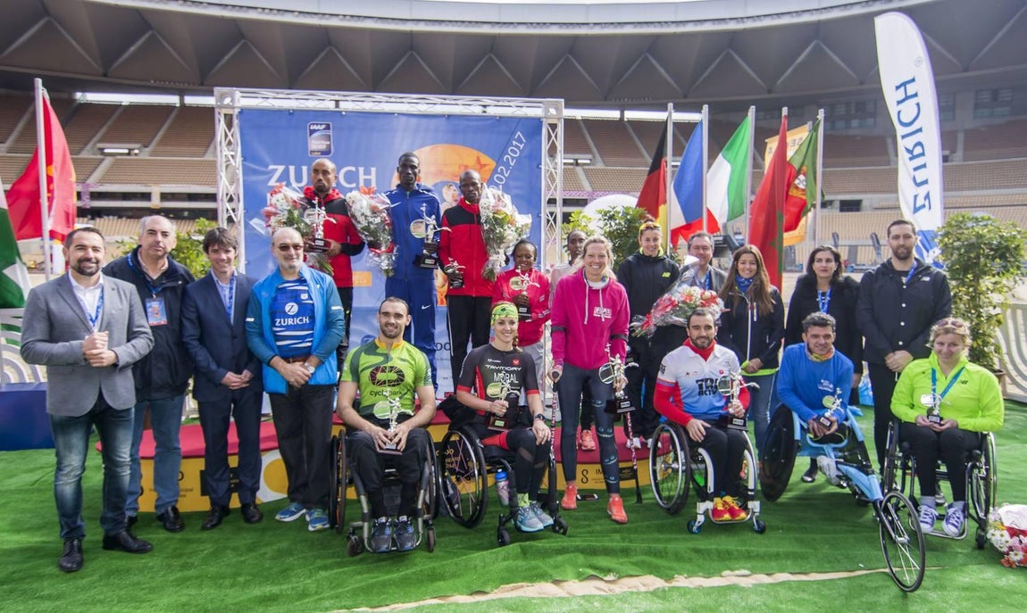 Las mejores imágenes del Zurich Maratón de Sevilla 2017