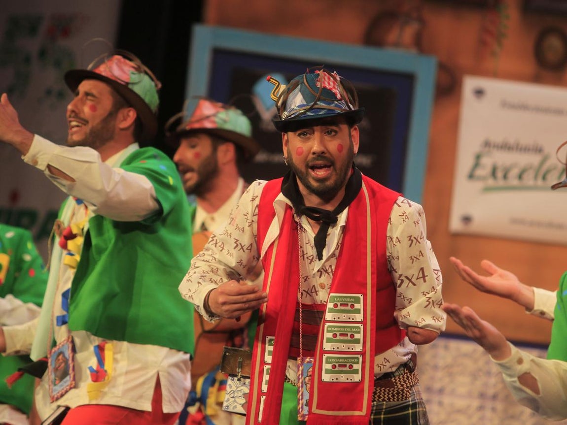 Fotos. Chirigota Pa religión la mía. COAC 2017