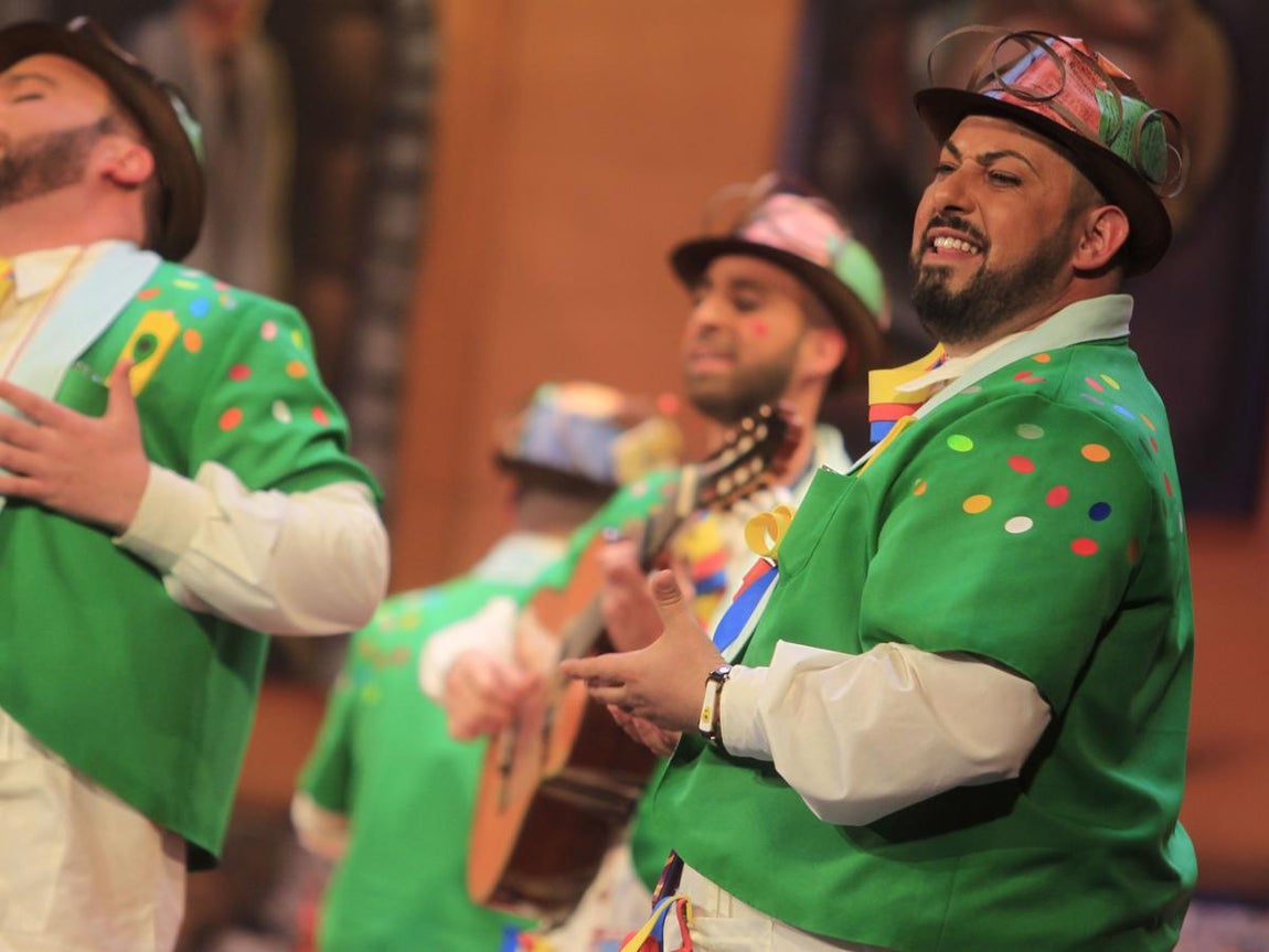 Fotos. Chirigota Pa religión la mía. COAC 2017