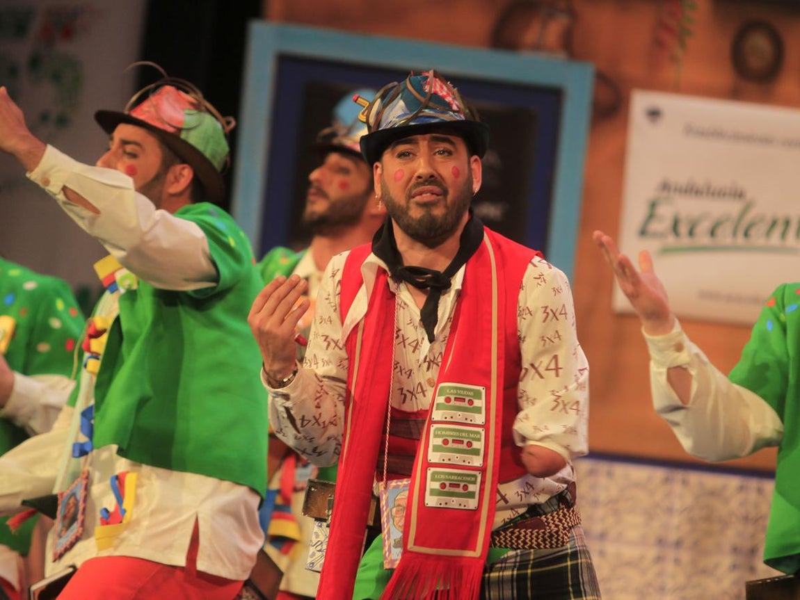 Fotos. Chirigota Pa religión la mía. COAC 2017