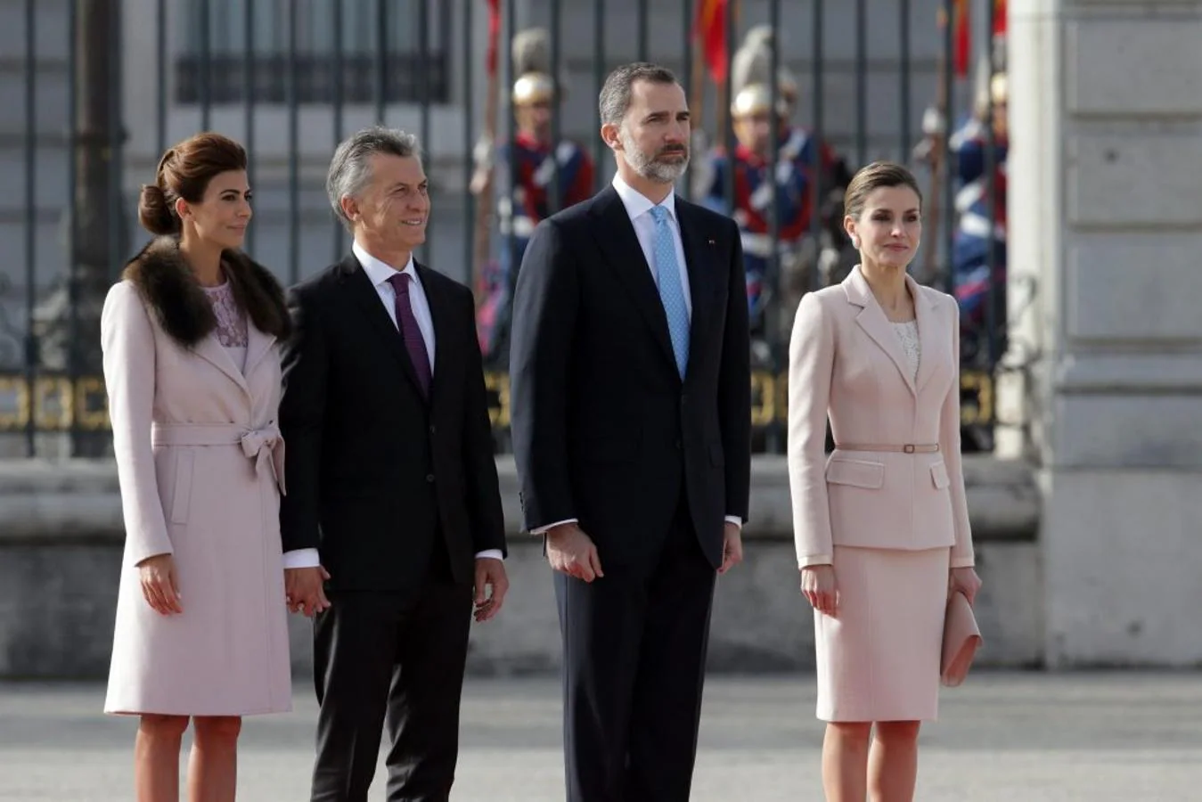 El Rey Felipe VI y la Reina Letizia junto a Mauricio Macri y su esposa, Juliana Awada