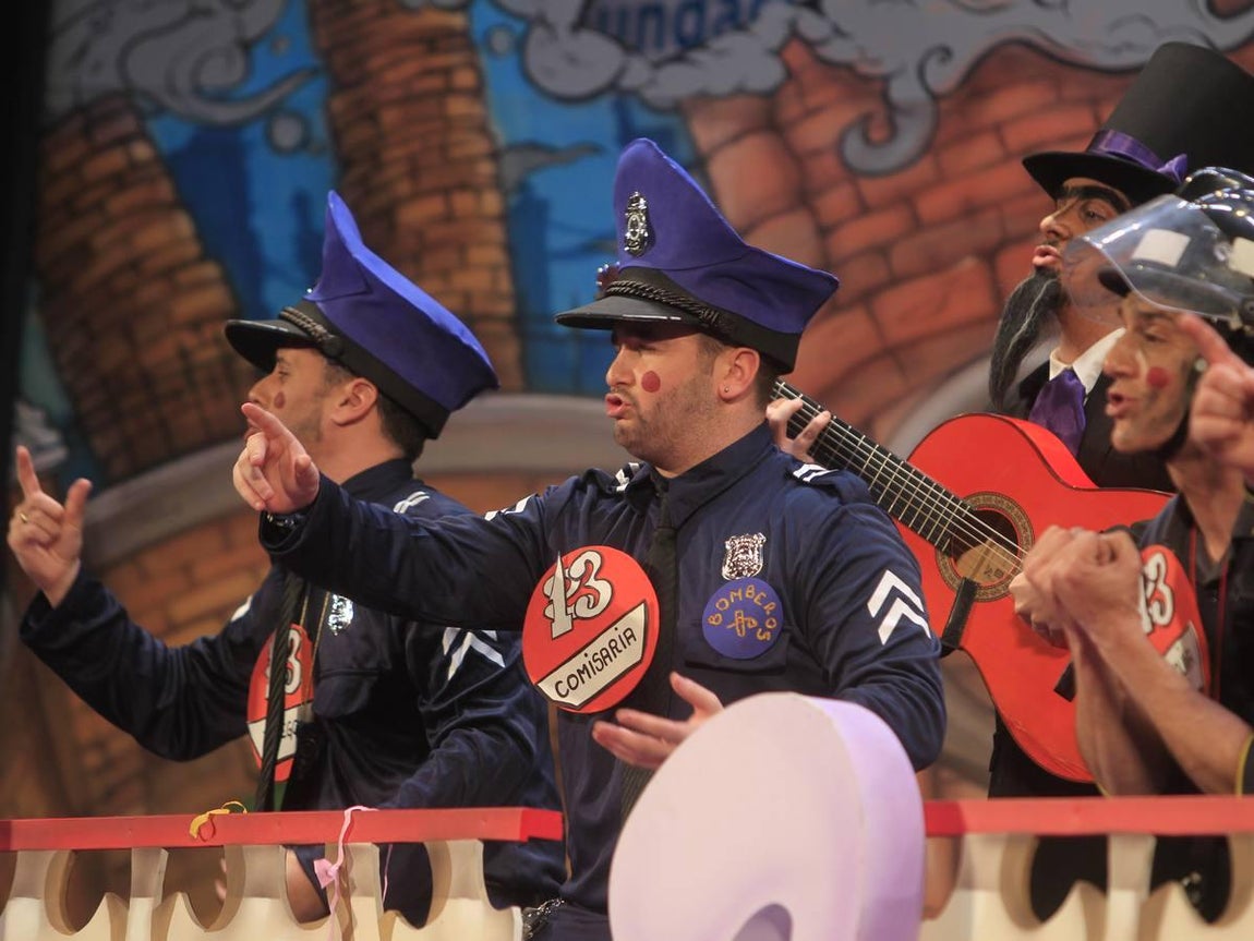 Fotos: Chirigota Qué penita de concurso