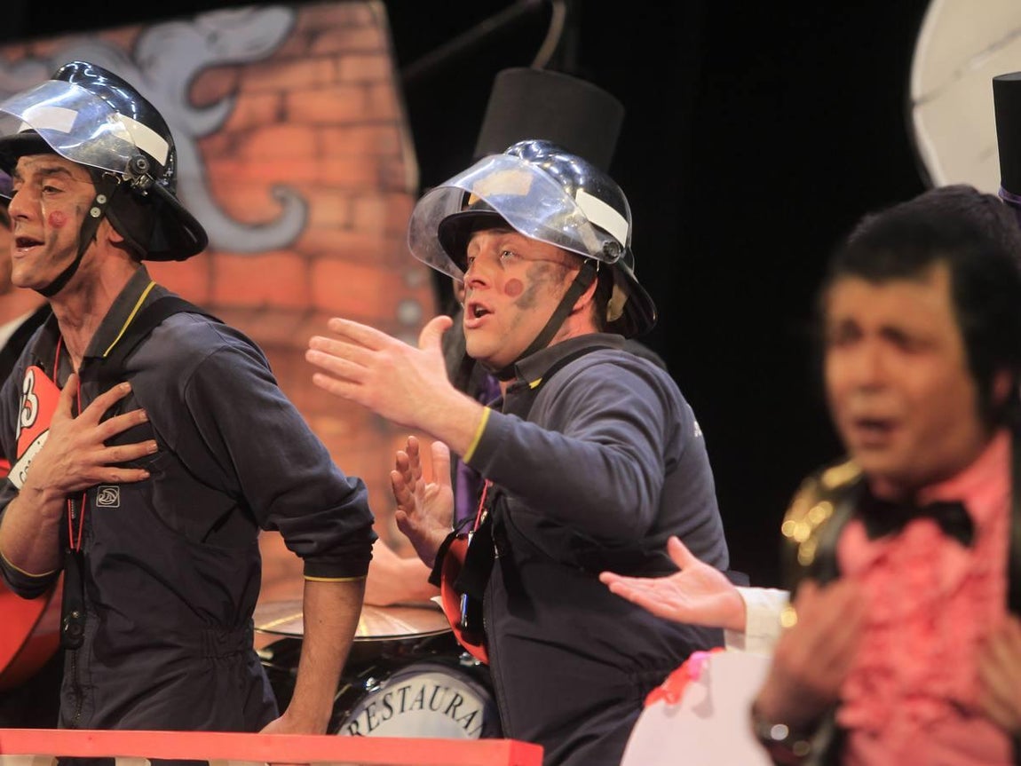 Fotos: Chirigota Qué penita de concurso