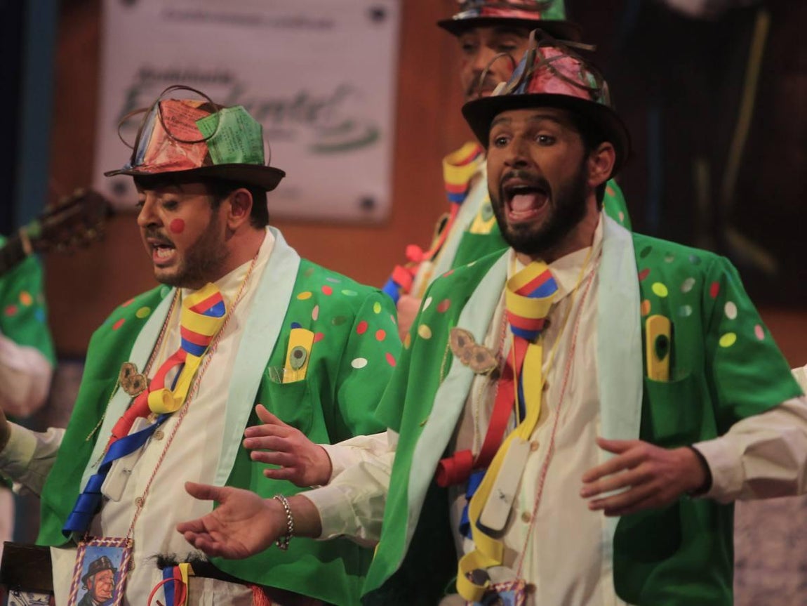 Fotos. Chirigota Pa religión la mía. COAC 2017