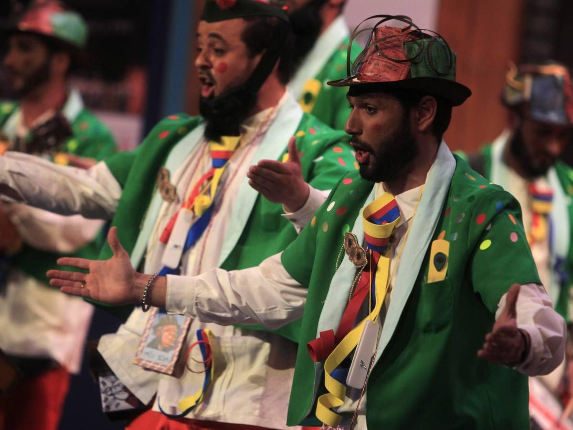 Fotos. Chirigota Pa religión la mía. COAC 2017