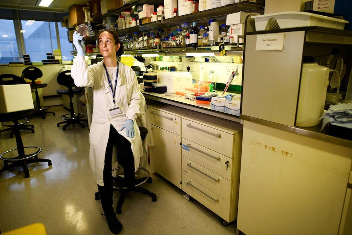 Catherine Reynolds (37), Londres (Reino unido). Investigadora. «La flexibilidad laboral es clave para permitir que hombres y mujeres se puedan tomar un respiro y sean capaces de desarrollar todo su potencial»