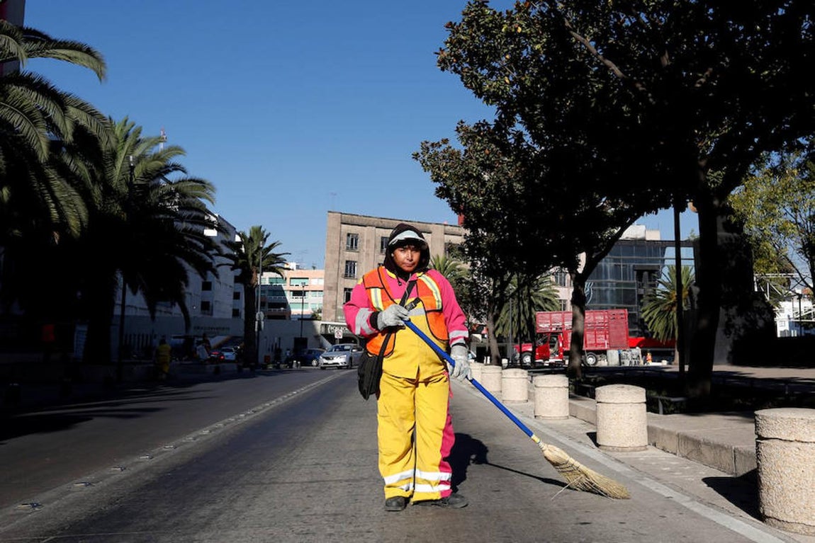 Jauna Díaz (43), México. Barrendera. «En mi anterior trabajo mi jefe daba preferencia a los hombres y a las mujeres siempre nos pagaban después»