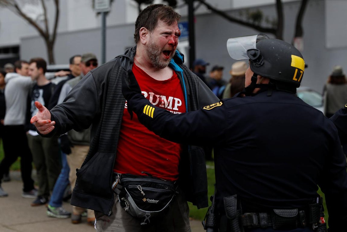 Los incidentes, en los que han participado entre 200 y 300 personas, han tenido lugar en un parque de la localidad californiana de Berkeley. 
