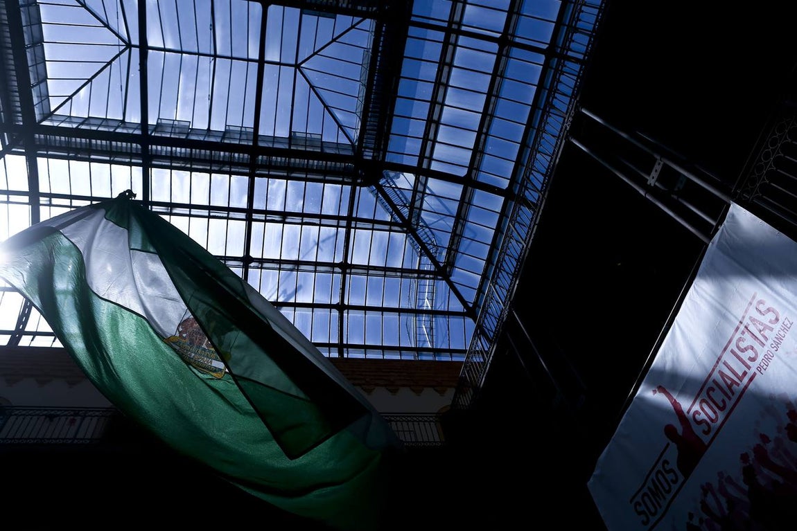 Pedro Sánchez encandila en Cádiz