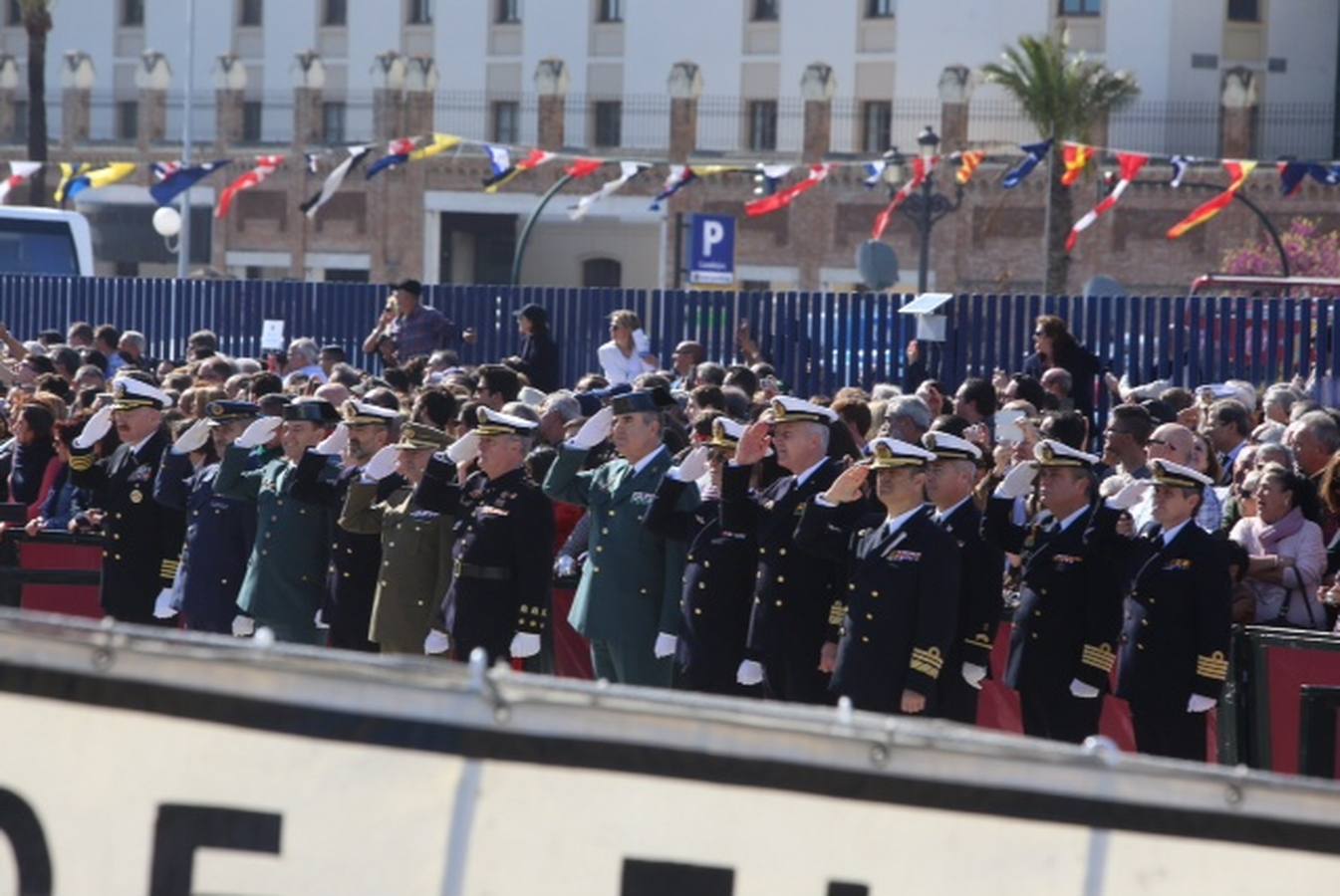 Cádiz despide al buque &#039;Juan Sebastián Elcano&#039;