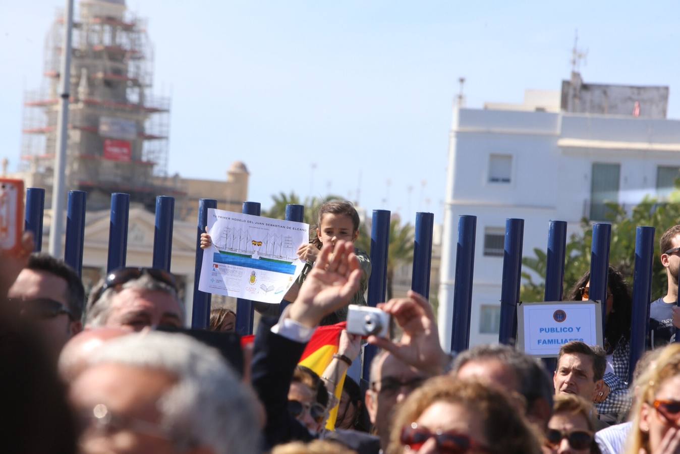 Cádiz despide al buque &#039;Juan Sebastián Elcano&#039;