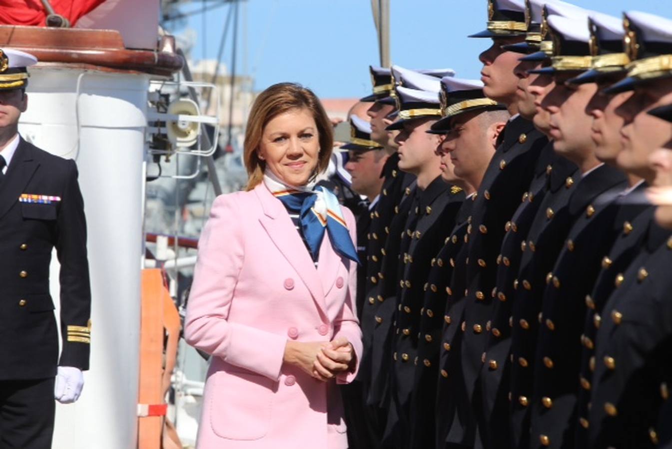 Cádiz despide al buque &#039;Juan Sebastián Elcano&#039;