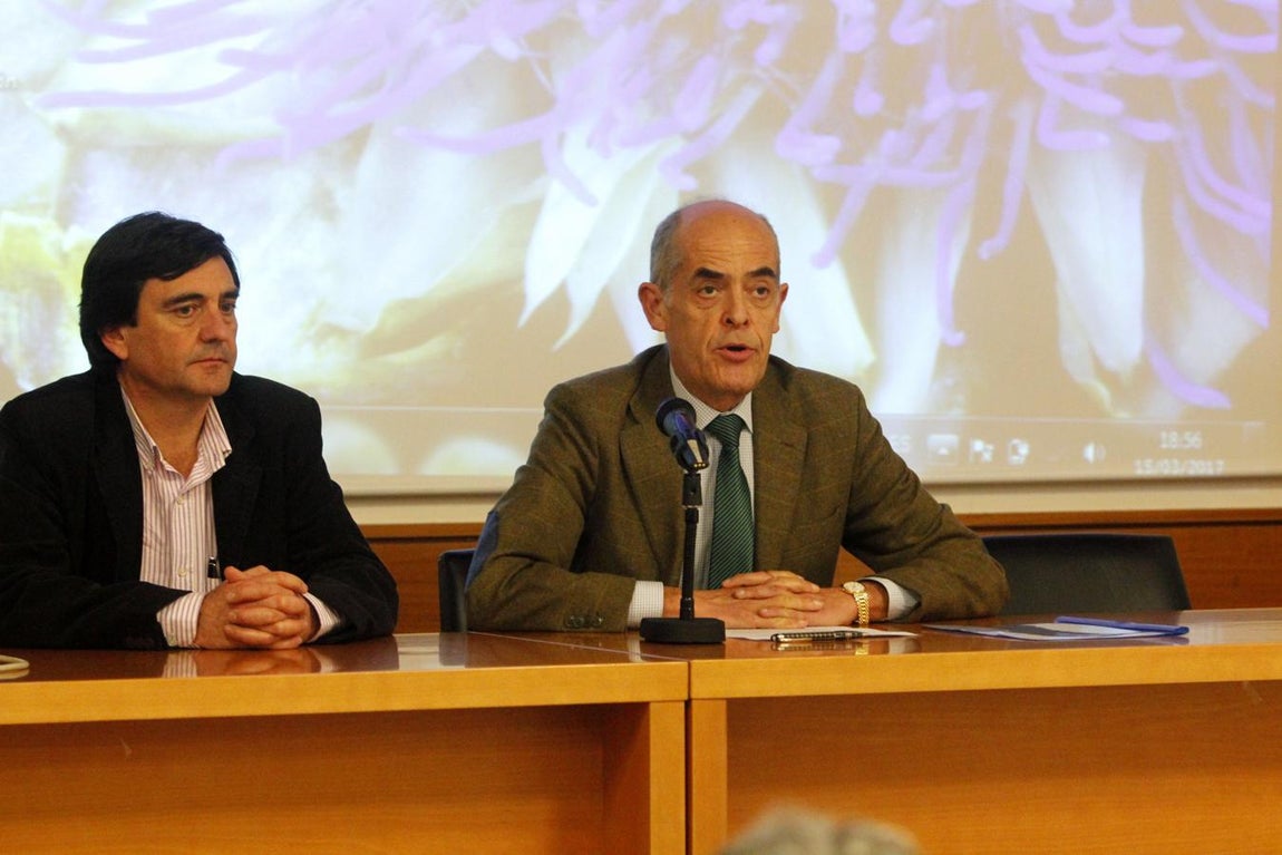Jesús Carrobles presidió una sesión académica sobre el pintor en San Clemente. 