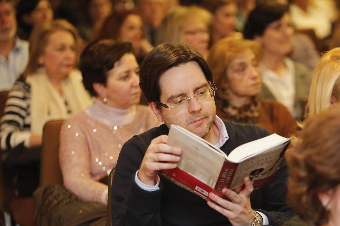 La presencia de Carmen Posadas en el Foro Cultural de ABC, en imágenes