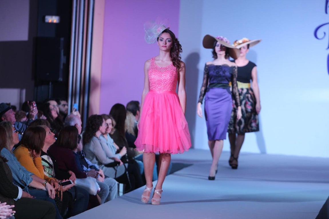 VI Pasarela solidaria moda fiesta en Bahía Sur