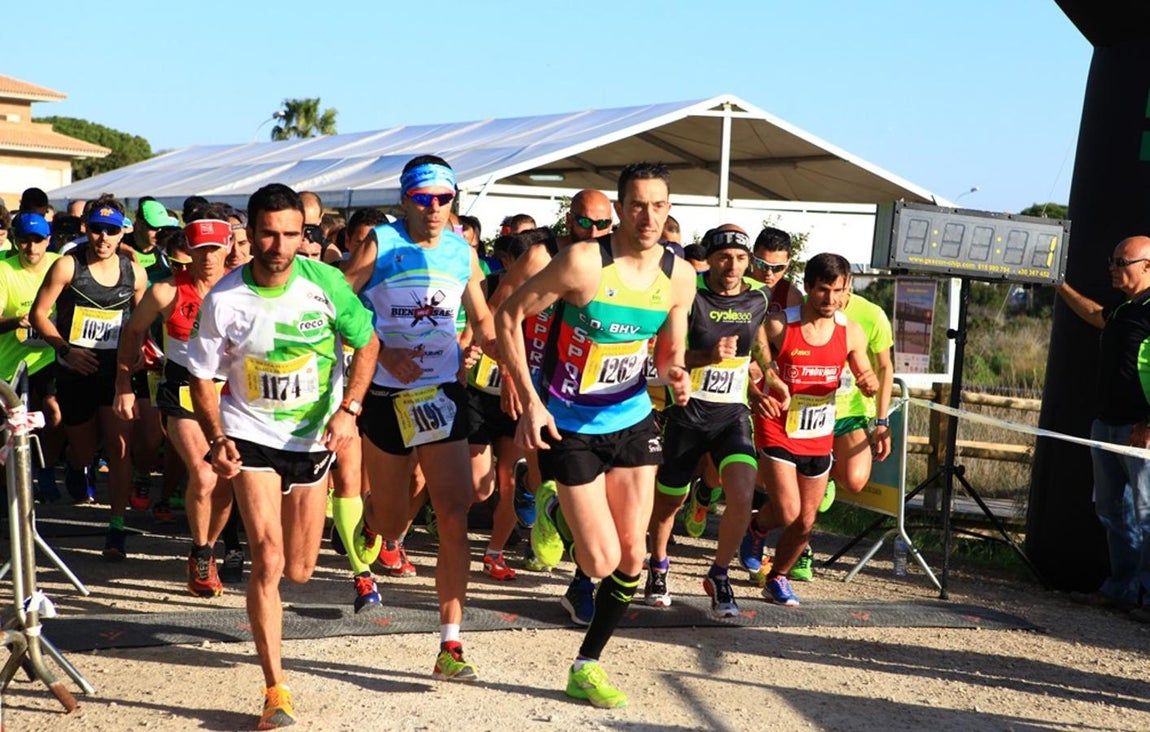 Fotos: Búscate en el Maratón Bahía de Cádiz Toruños-Algaida
