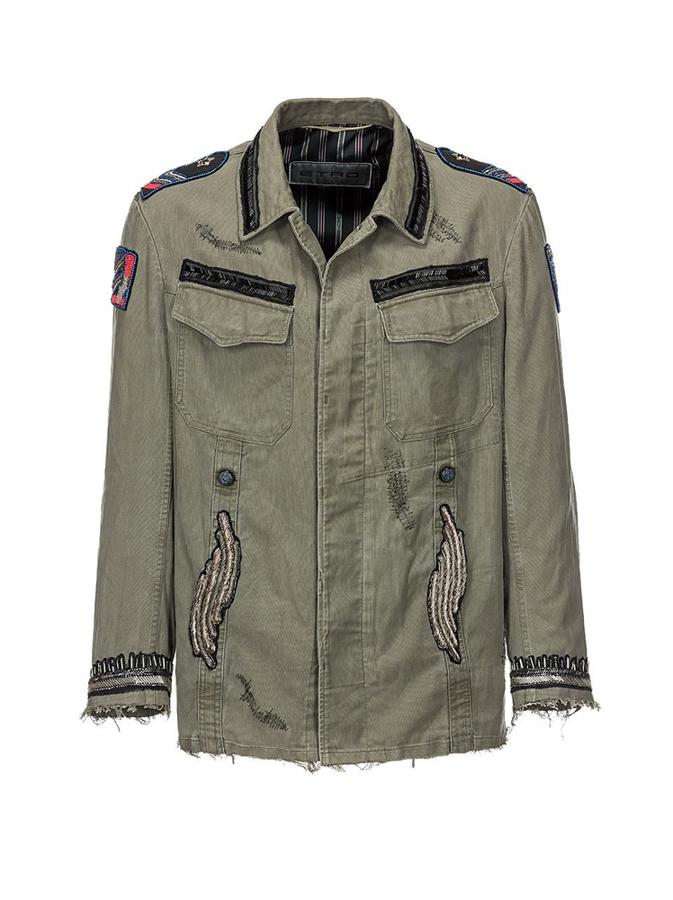 10. Militares. Chaqueta de inspiración militar (1.960€)