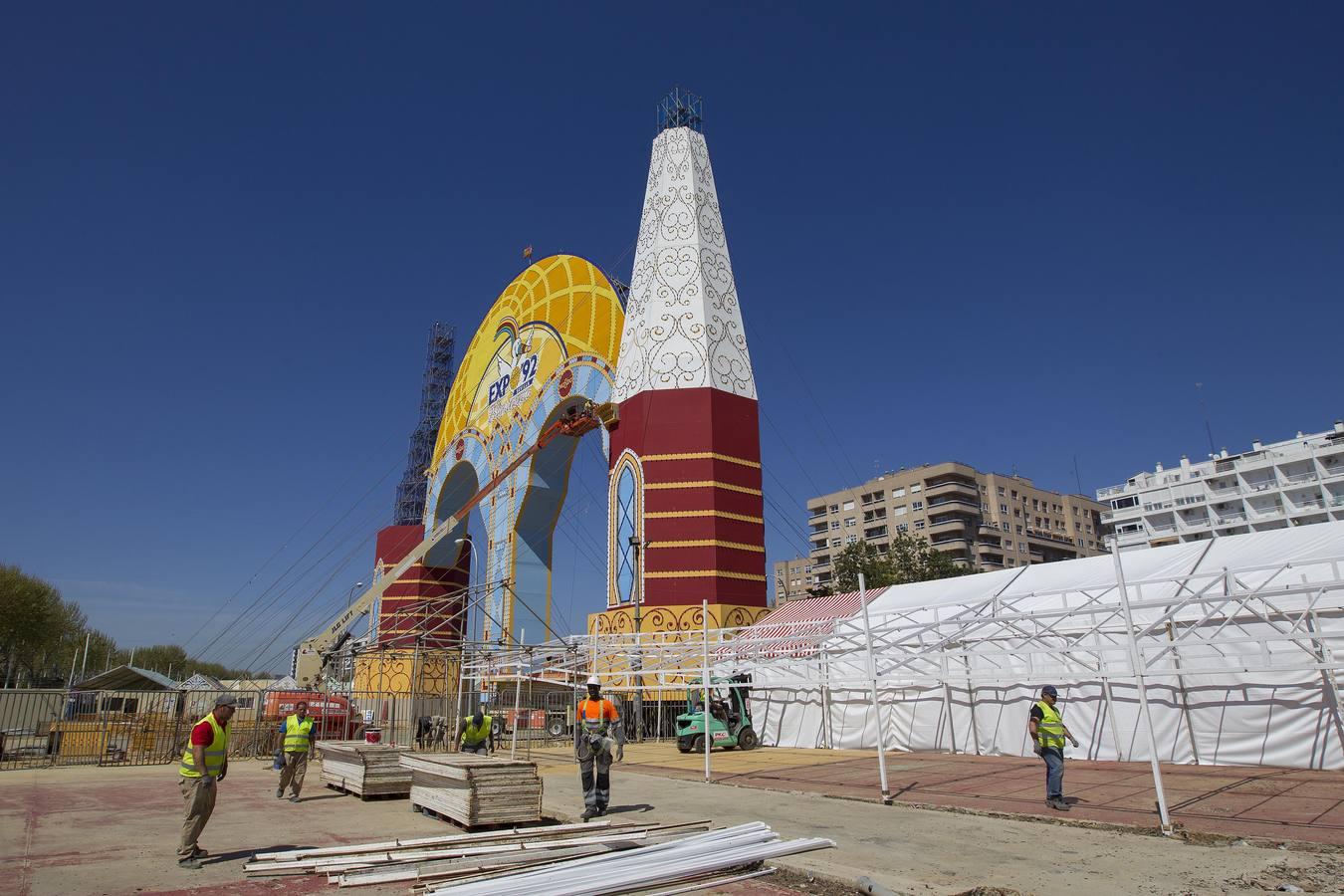 Las imágenes de los preparativos para la Feria de Abril de Sevilla 2017