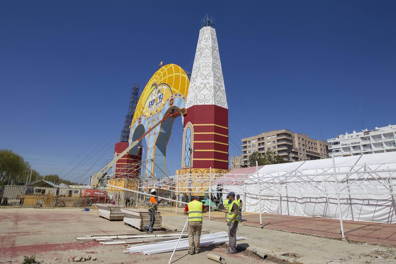 Las imágenes de los preparativos para la Feria de Abril de Sevilla 2017