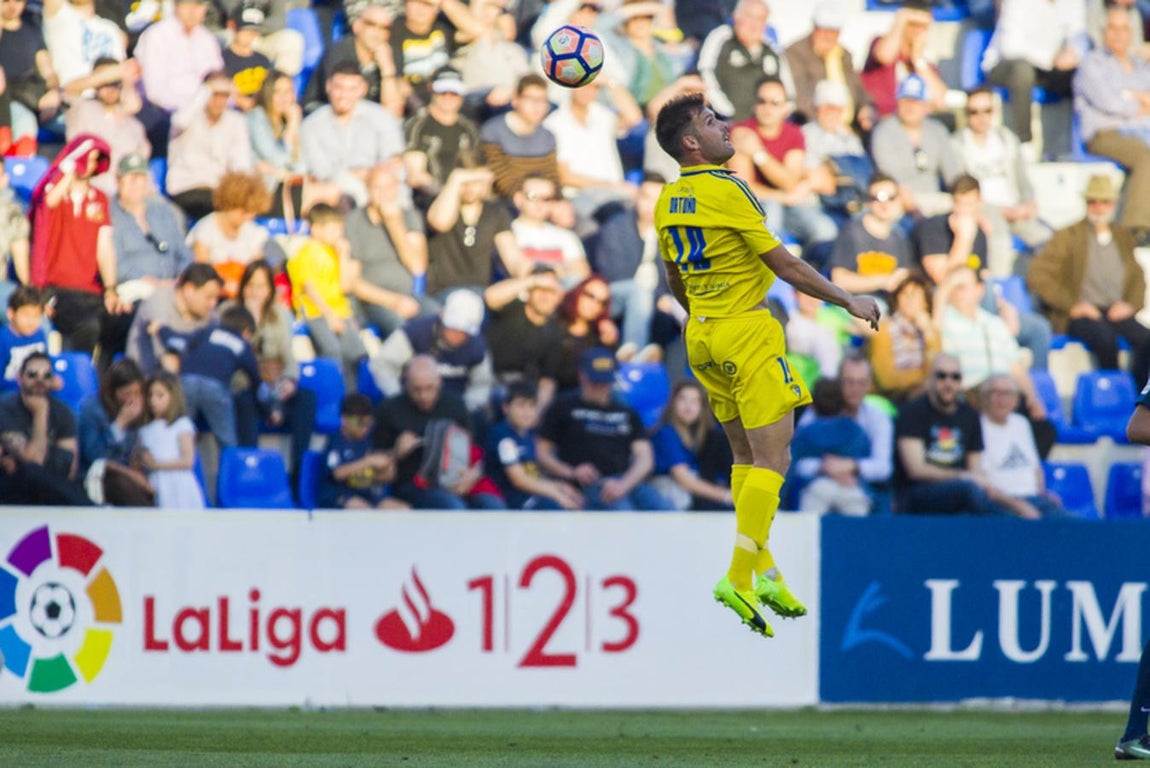 Fotos: Las imágenes del UCAM Murcia - Cádiz CF