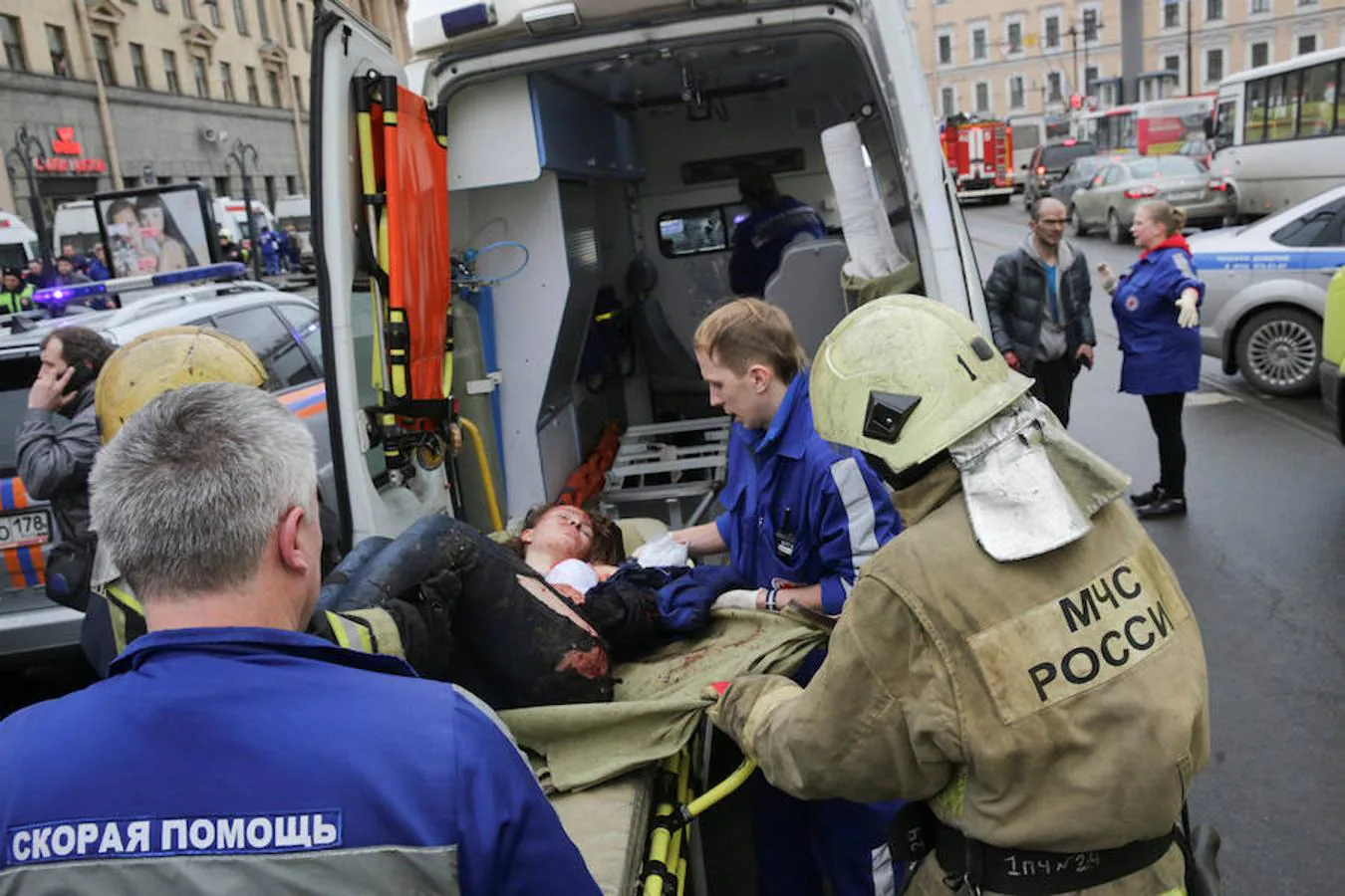 El jefe del comité de Defensa y Seguridad del Senado ruso, Víctor Ózerov, agregó que, «por supuesto, se dan todos los indicios de un atentado terrorista»