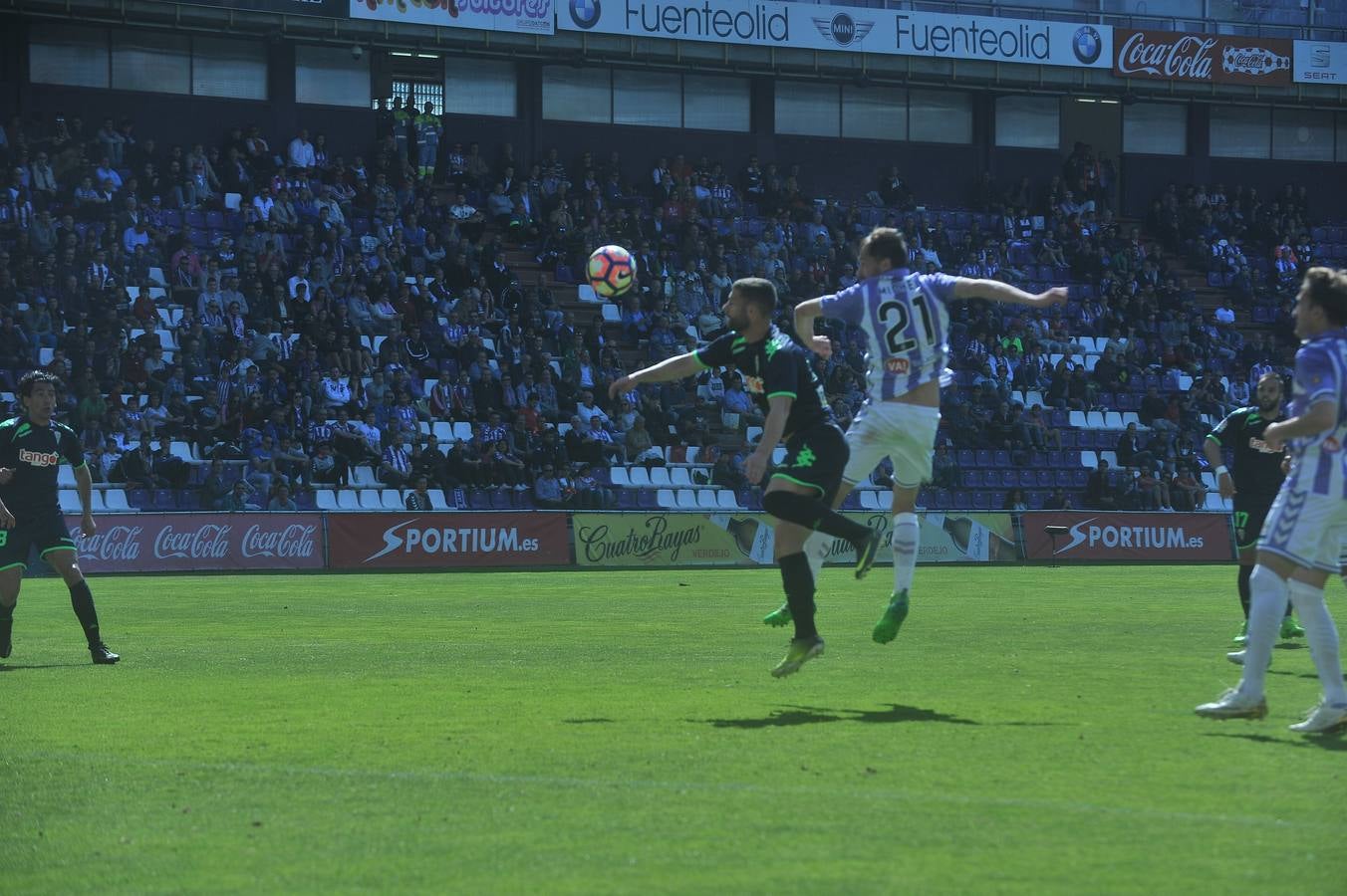 Selección de imágenes del Valladolid-Córdoba