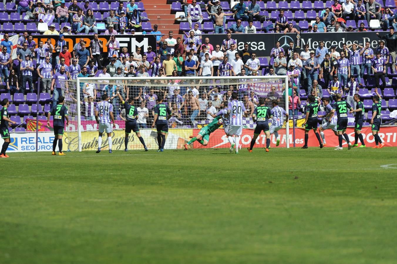 Selección de imágenes del Valladolid-Córdoba