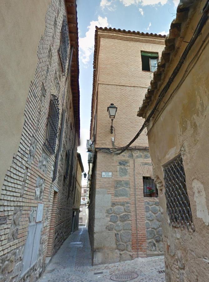 Calle Hospedería de San Bernardo donde comenzó la Academia de Cultura del Frente de Juventudes. 