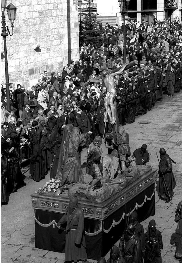 Procesión del Viernes Santo en Zamora en 1999. 