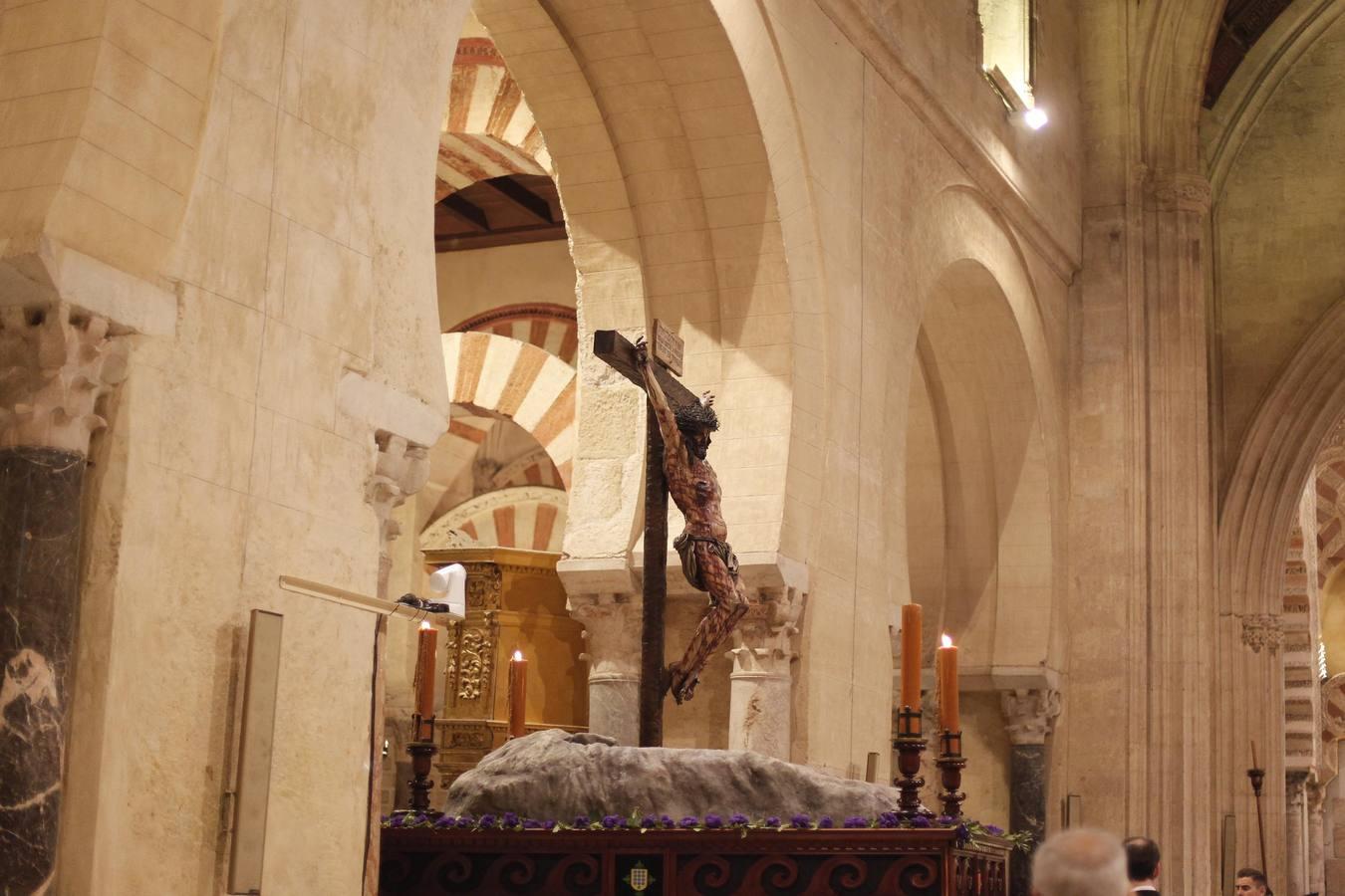 Las fotos de la hermandad Universitaria el Martes Santo de la Semana Santa de Córdoba 2017