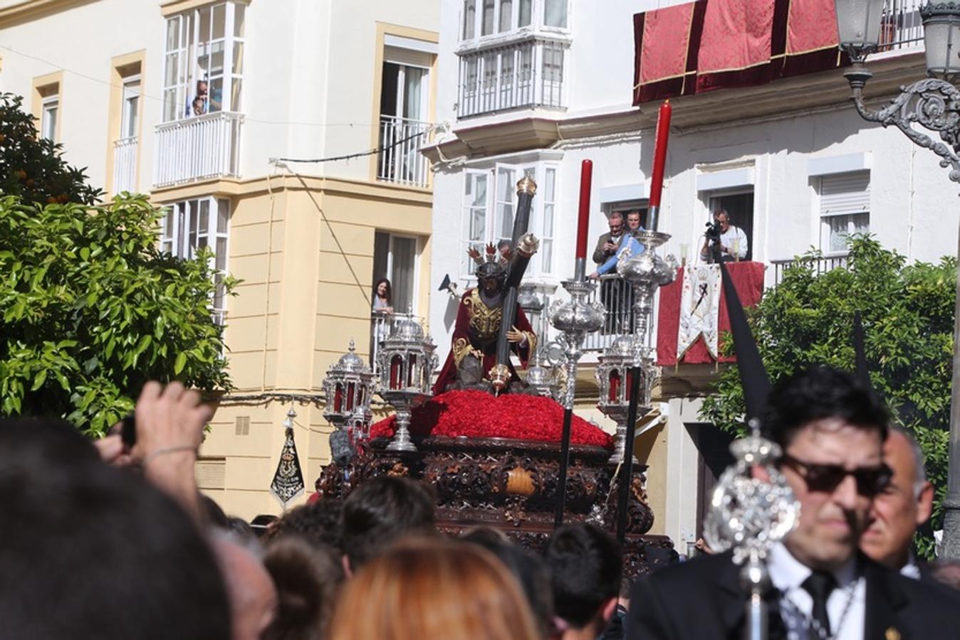 El Martes Santo en Cádiz, en imágenes