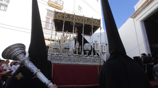 Pasión, devoción y tradición en el Martes Santo gaditano