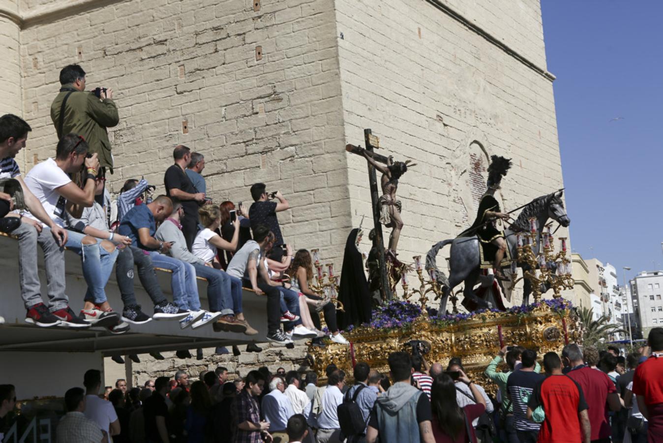 Fotos: Luz y Agua el Miércoles Santo en Cádiz