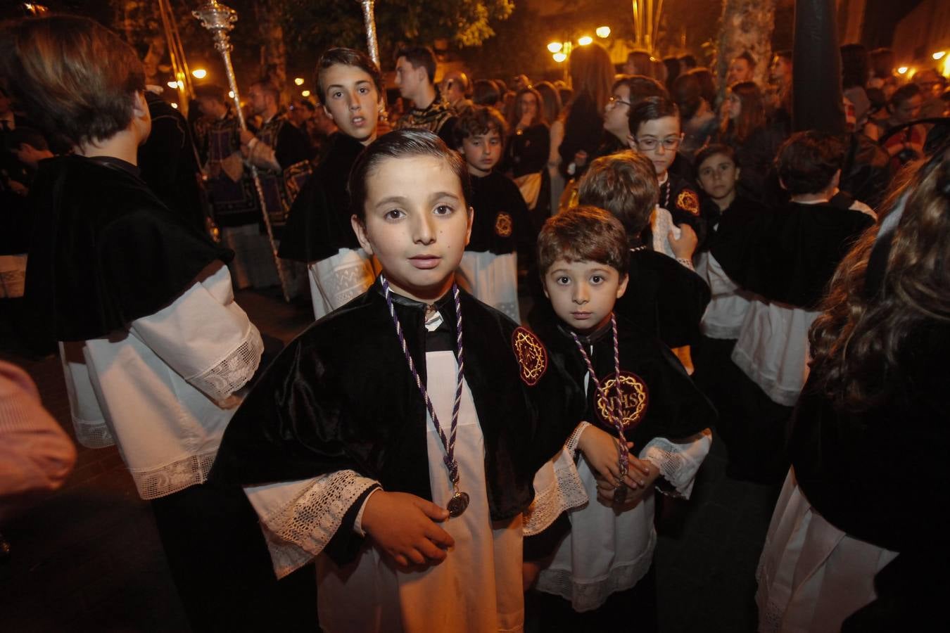 Las fotos de la hermandad de la Buena Muerte el Viernes Santo de la Semana Santa de Córdoba 2017