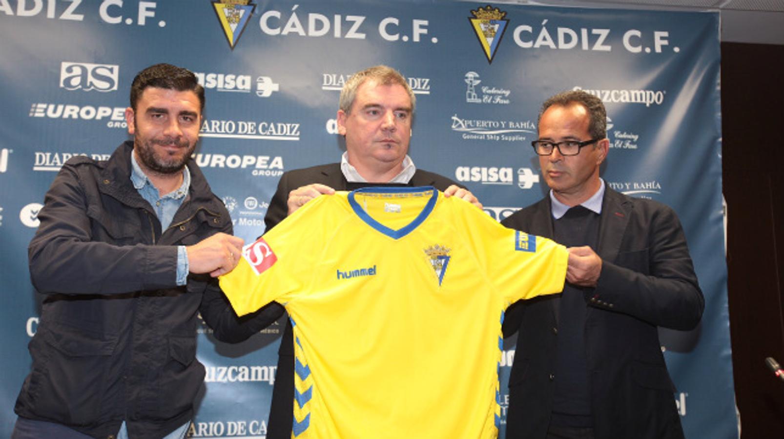 Fotos: Álvaro Cervera cumple un año al frente del Cádiz CF