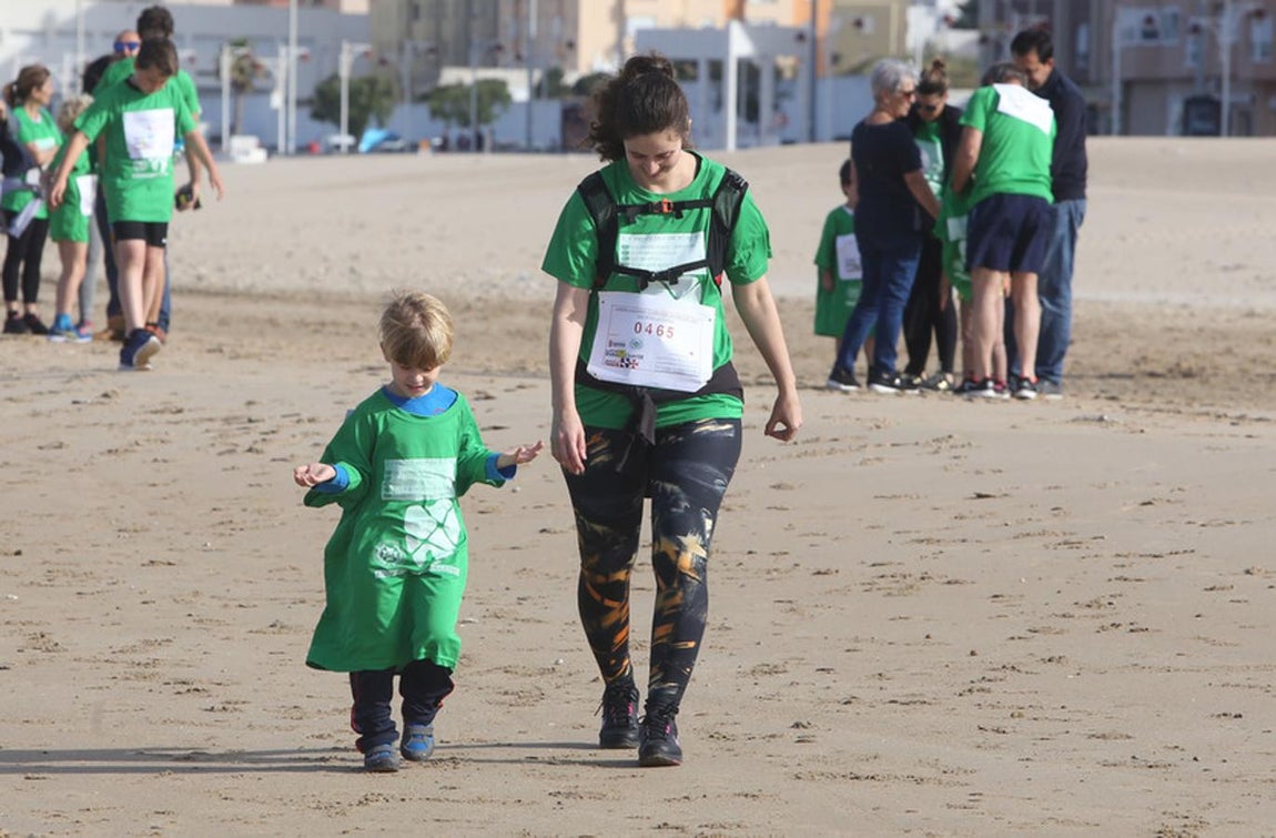Búscate en la I Carrera solidaria por el pueblo Sirio en Cádiz
