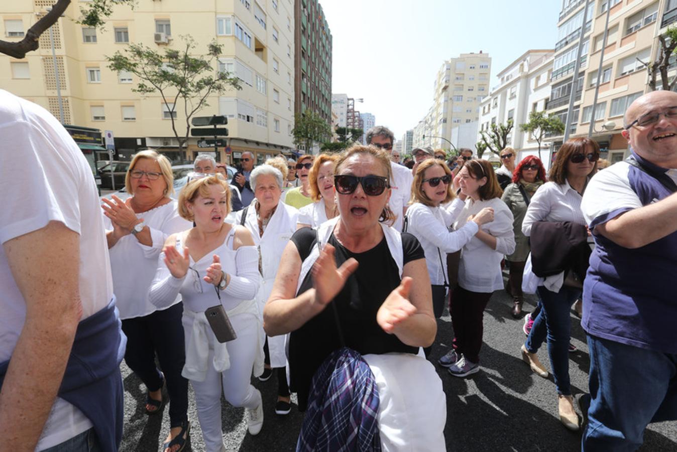 Fotos: Así ha sido la Marea Blanca en Cádiz