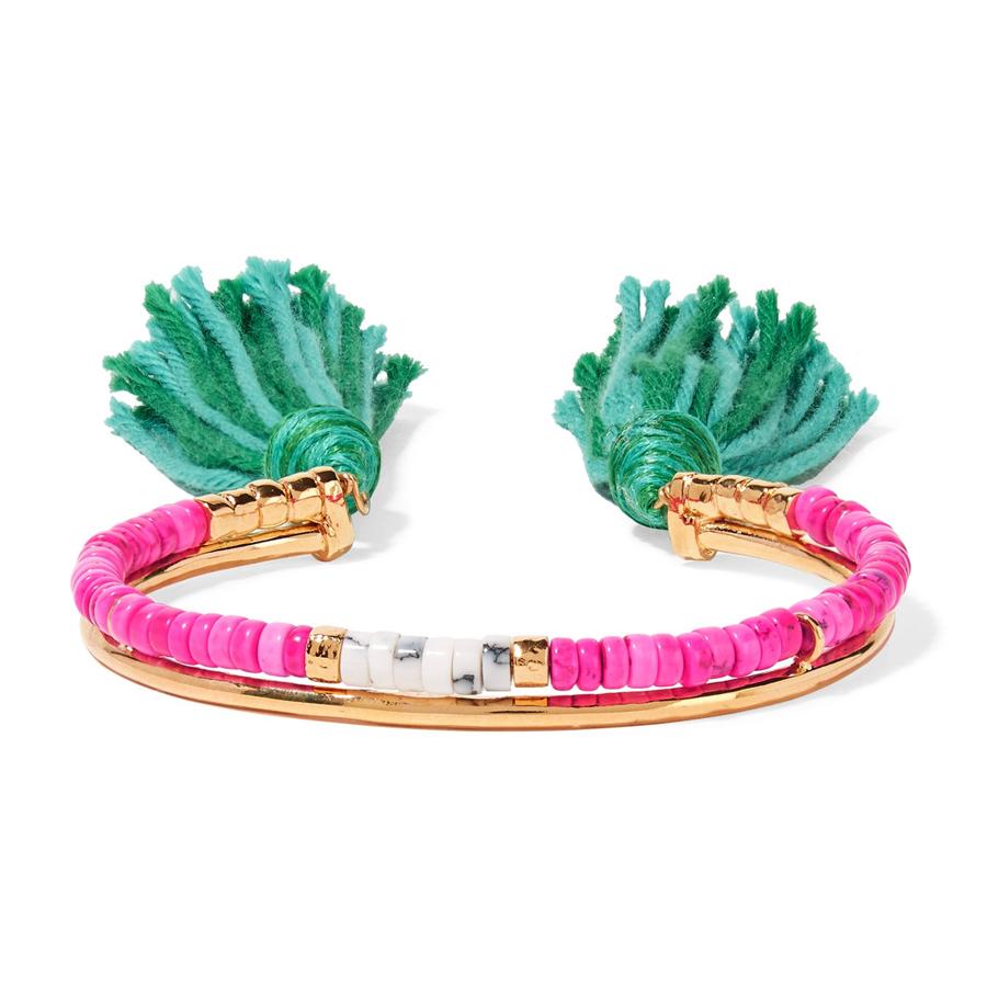 Pulsera de oro, piedra y borla de Sioux (245€).