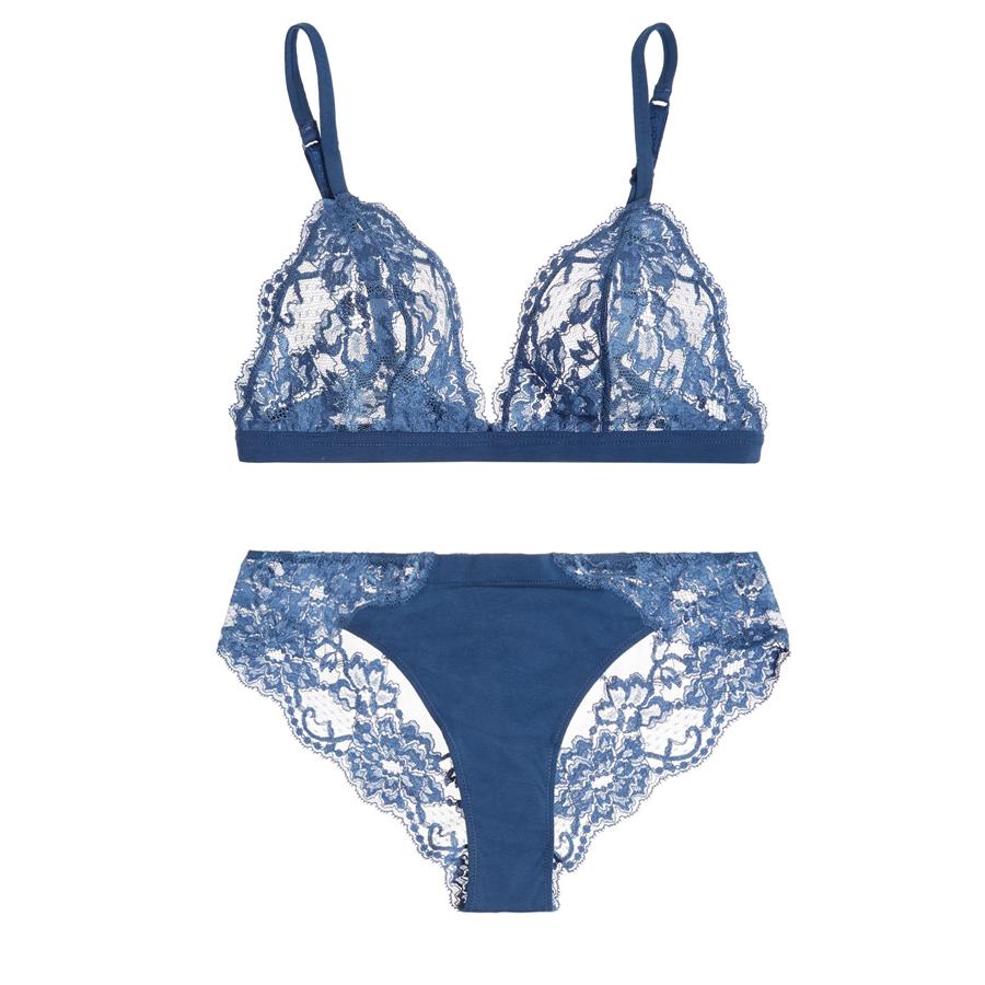 Conjunto Lace, sujetador (85€) y slip (70€)