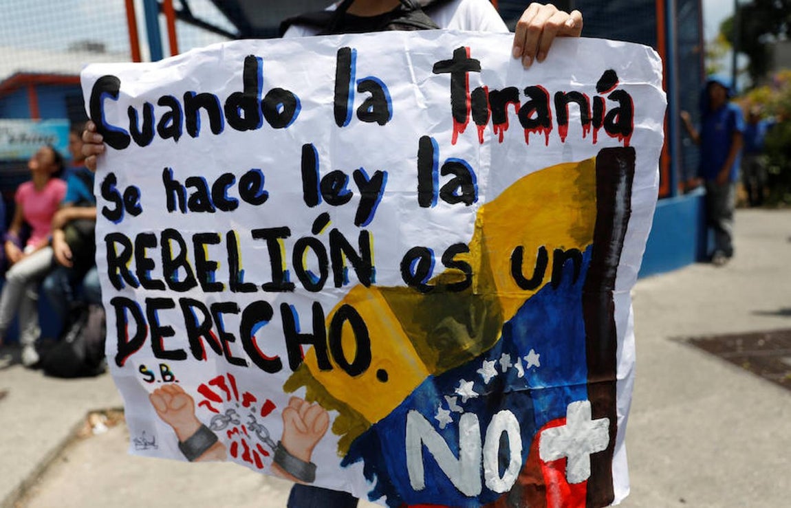 Manifestantes en Caracas contra el Gobierno de Maduro. 