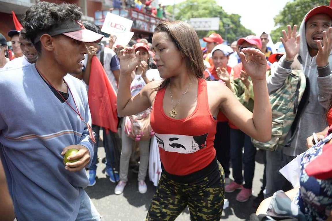 Manifestantes en Caracas contra el Gobierno de Maduro. 