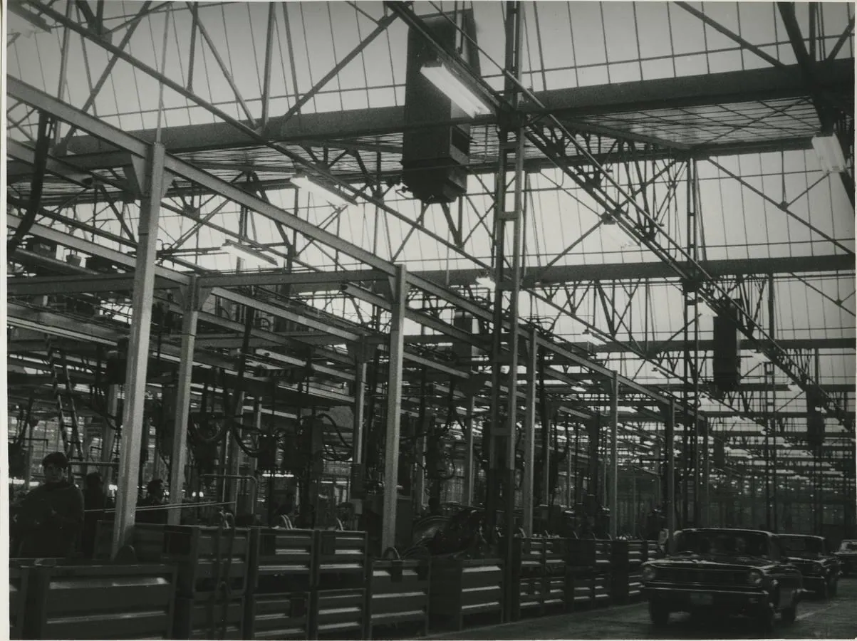 Interior de las primeras instalaciones donde se fabricaban los Dodge