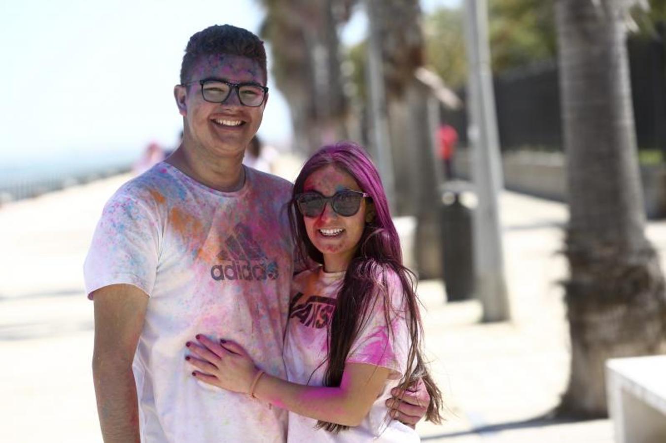 Las mejores imágenes de la carrera de colores (Holi run) de las Escuelas Católicas de Cádiz