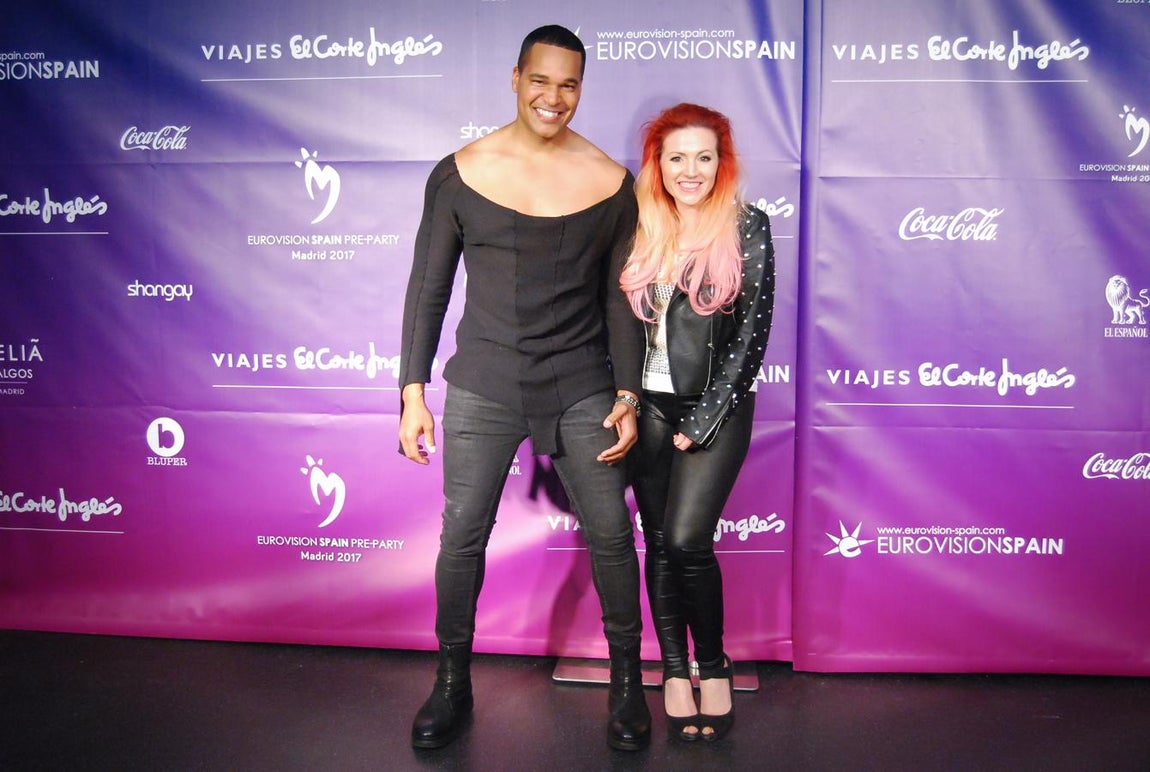 Los representantes de San Marino Valentina Monetta y Jimmie Wilson. 